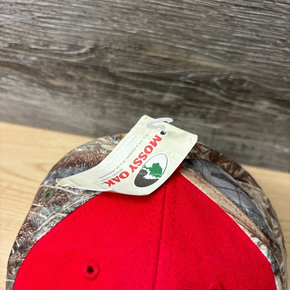 Wisconsin Badgers Hat Cap Strap‎ Back Red Camo NCAA Adjustable NWT *